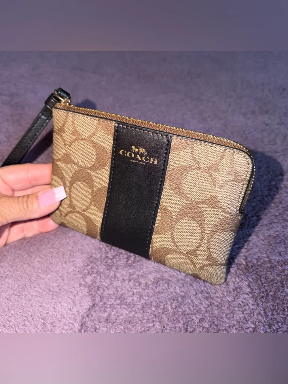 Coach 🤎 Brown Signature Canvas Wristlet with Black Center Stripe - Picture 3 of 5